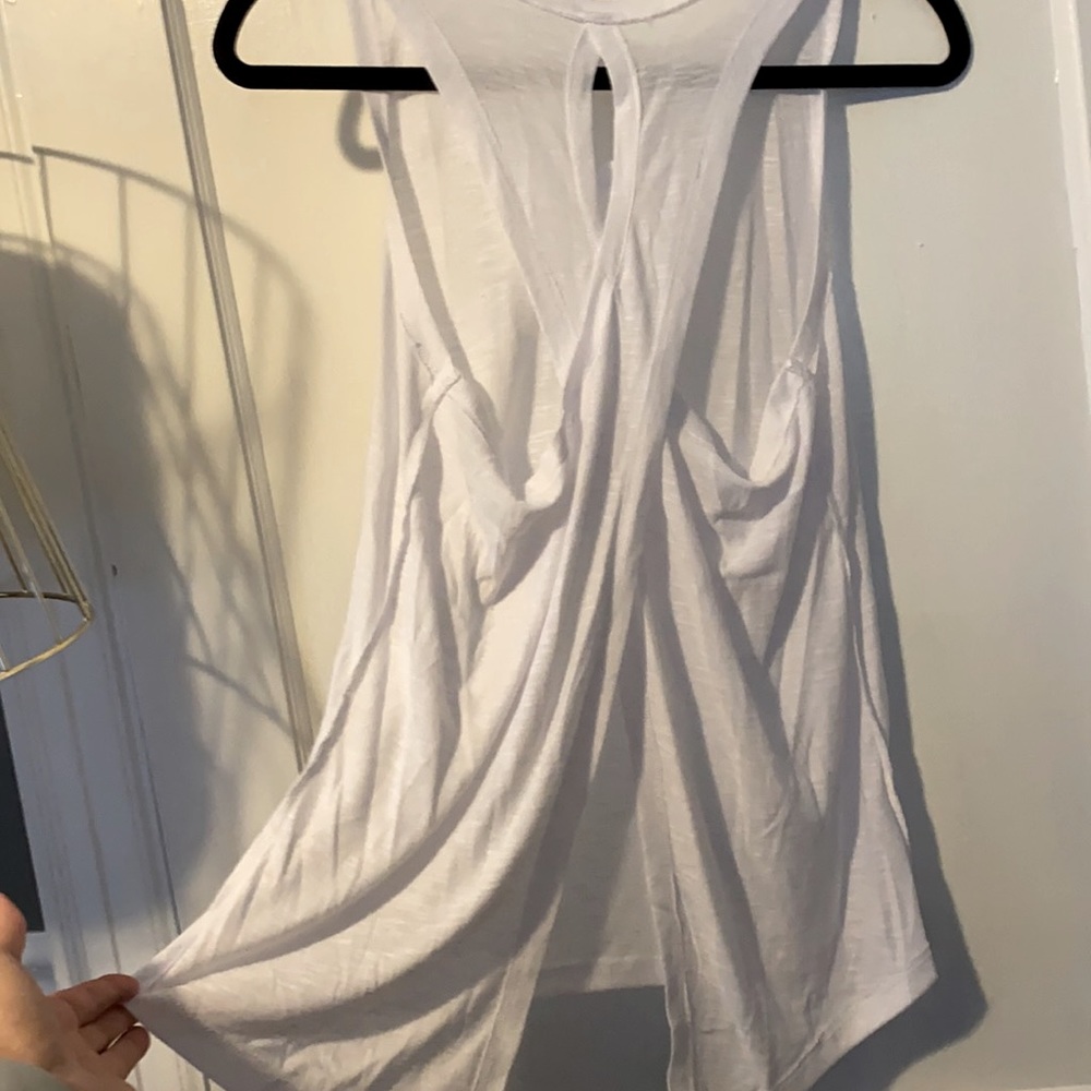 White Tank - Picture 2 of 2